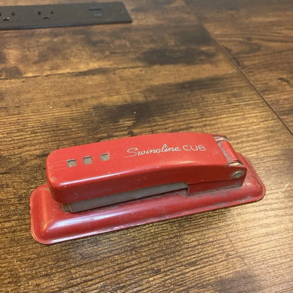 Vtg Swingline CUB Red Metal Stapler 50s MCM Style Desk Accessory USA Works 5